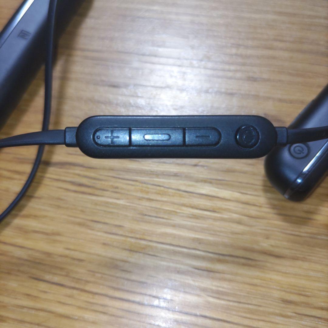 SONY WI-1000XM2 ネックバンド／カナル型／ノイズキャンセリング