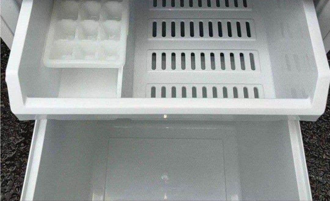 AQUA 冷凍冷蔵庫126L 低温フリーケース省エネ設計自動霜取り機能付19年製