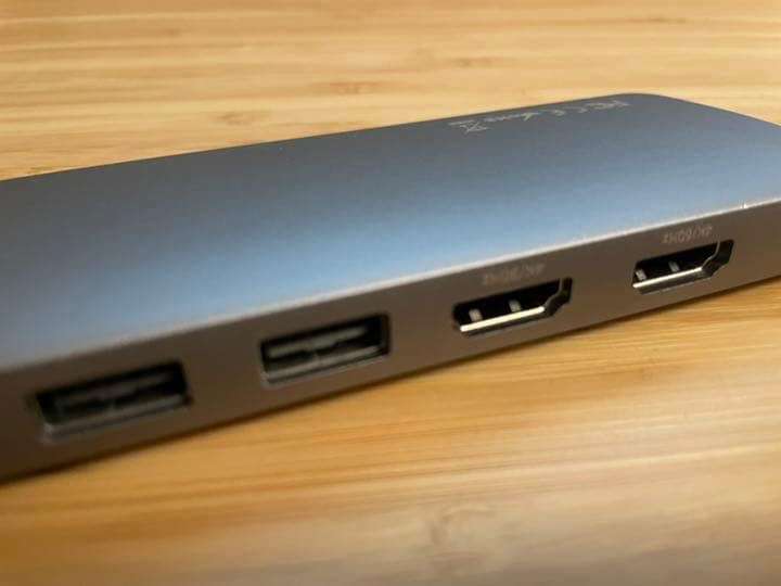 Satechi USB-C Dual Multimedia Hub ハブ