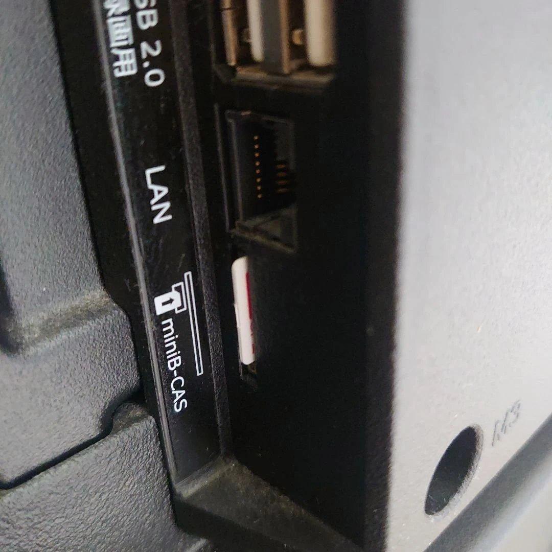 テレビ QRT-32W2K 裏番組録画 外付　HDD録画 裏番組録画対応