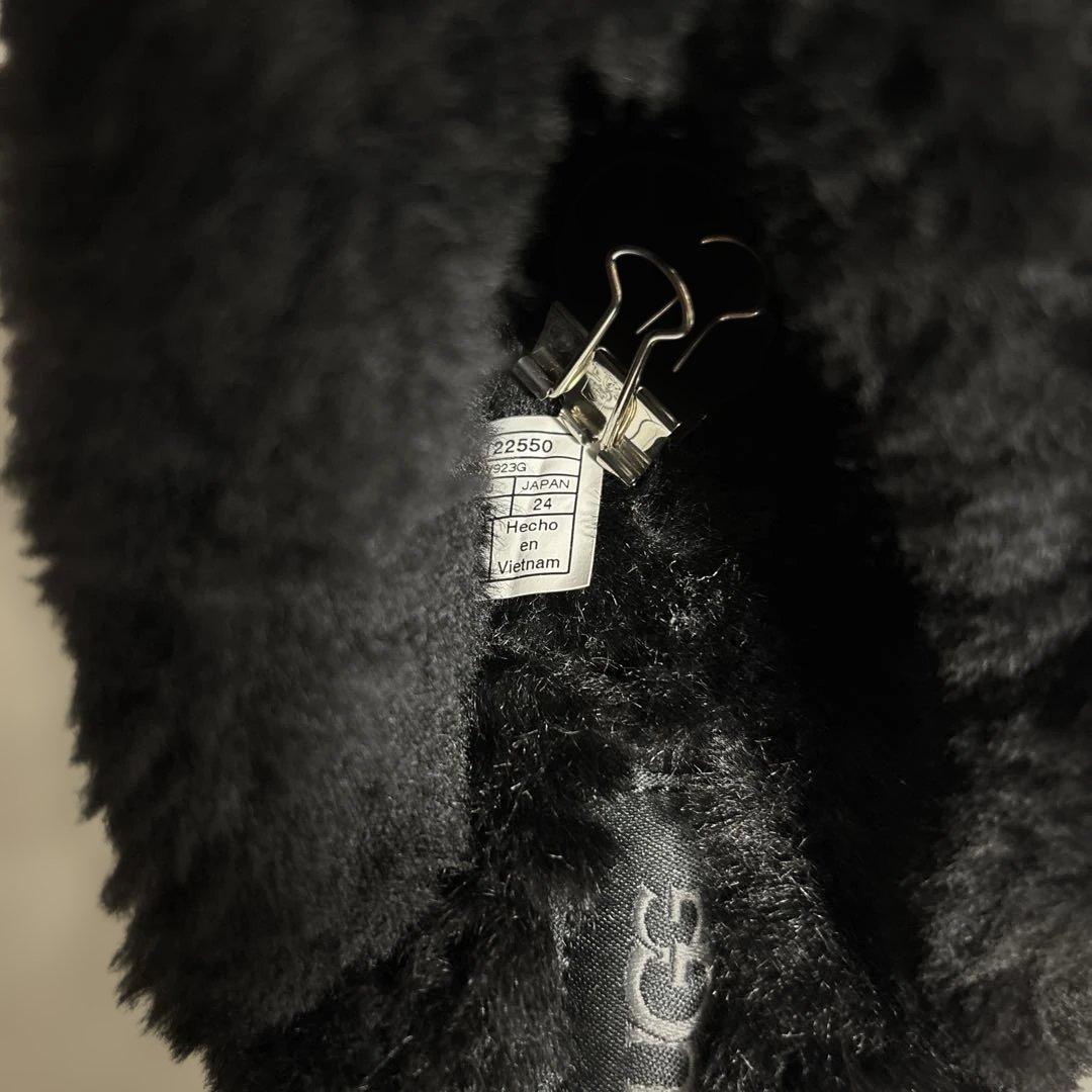 綺麗♡UGG 黒 スエード ファー付き クロッグ サンダル　サボ　アグ　24