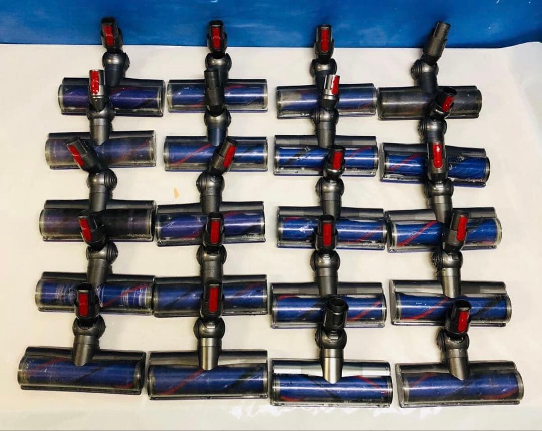 DysonV12/V10/V11に付属のヘッドです型番388388-01まとめて