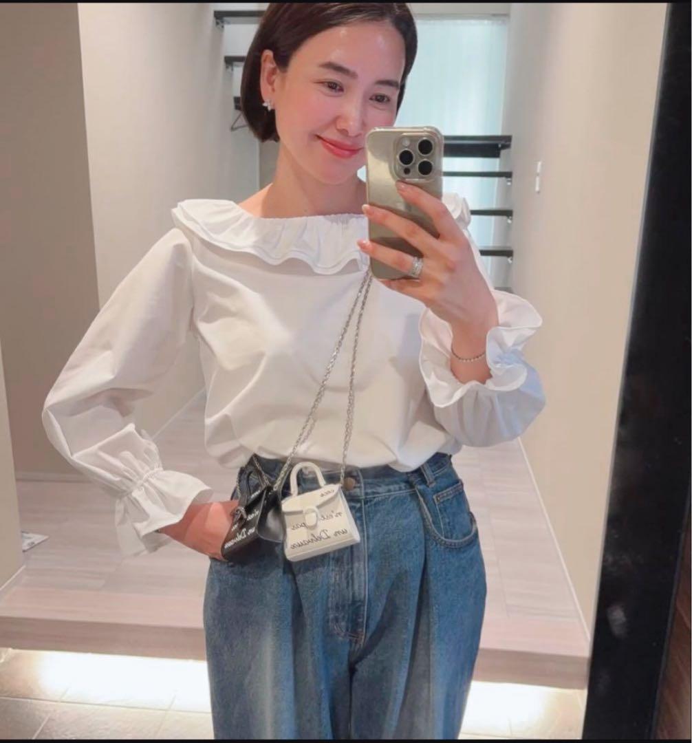 ✨新品未使用✨OHGA✨ラッフルショルダーブラウス✨ホワイト♡完売品♡翌日発送♡