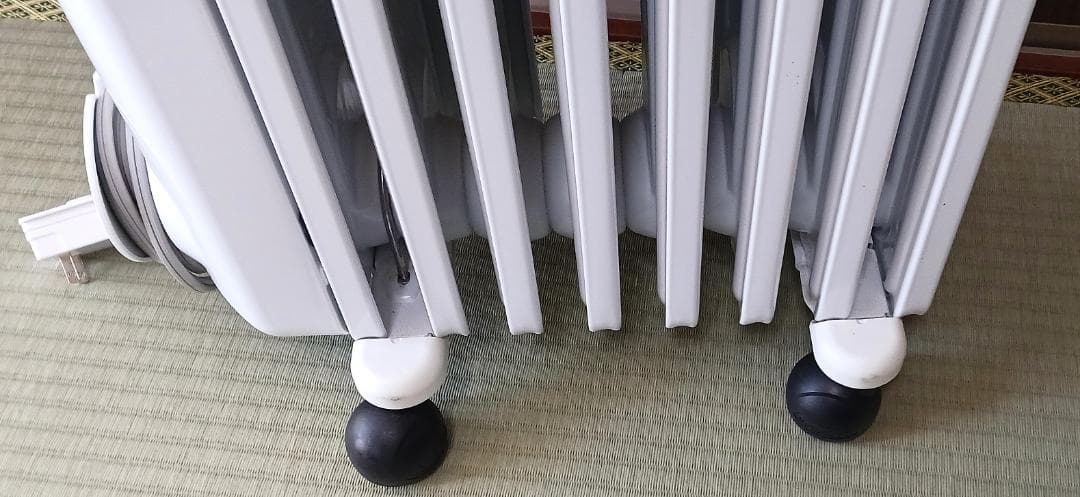 【動作確認済】 DeLonghi デロンギ オイル ヒーター JRE0812