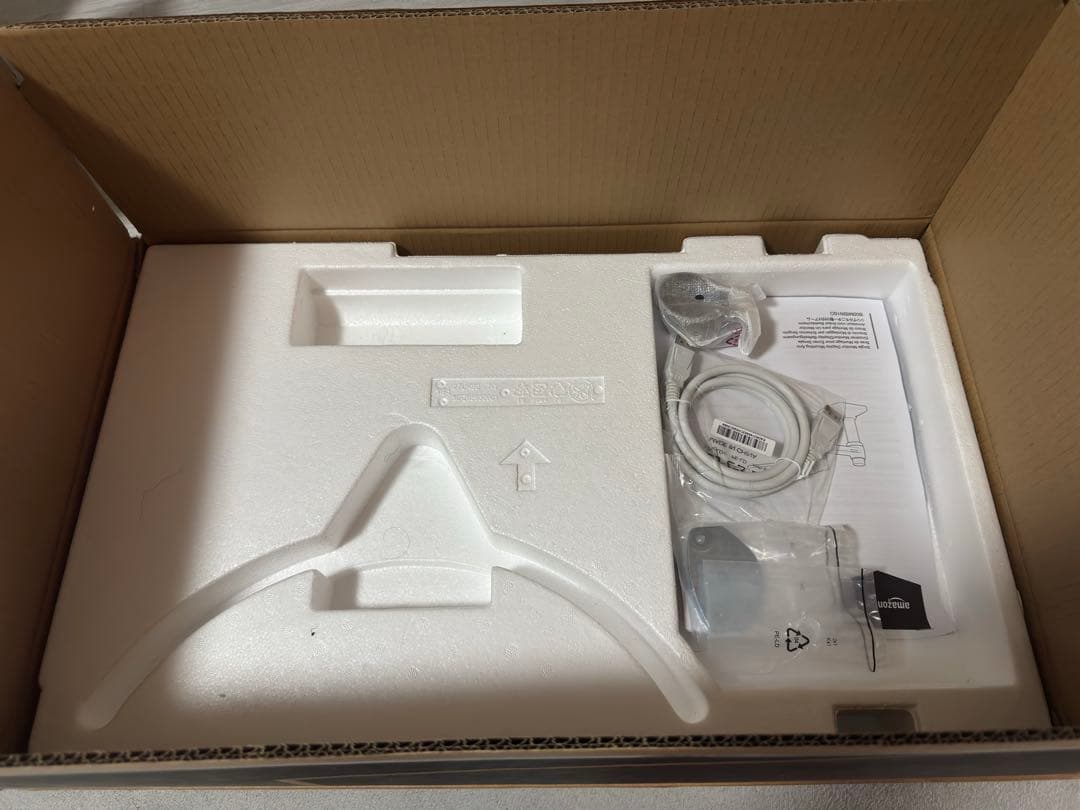 LG 27UK600-W 27インチ 4K IPSモニター