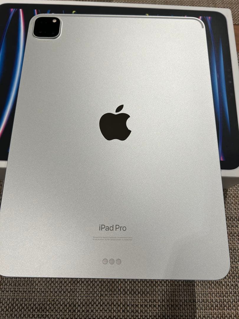 【バッテリー残量100%】iPad Pro 第4世代　Wi-Fiモデル128GB