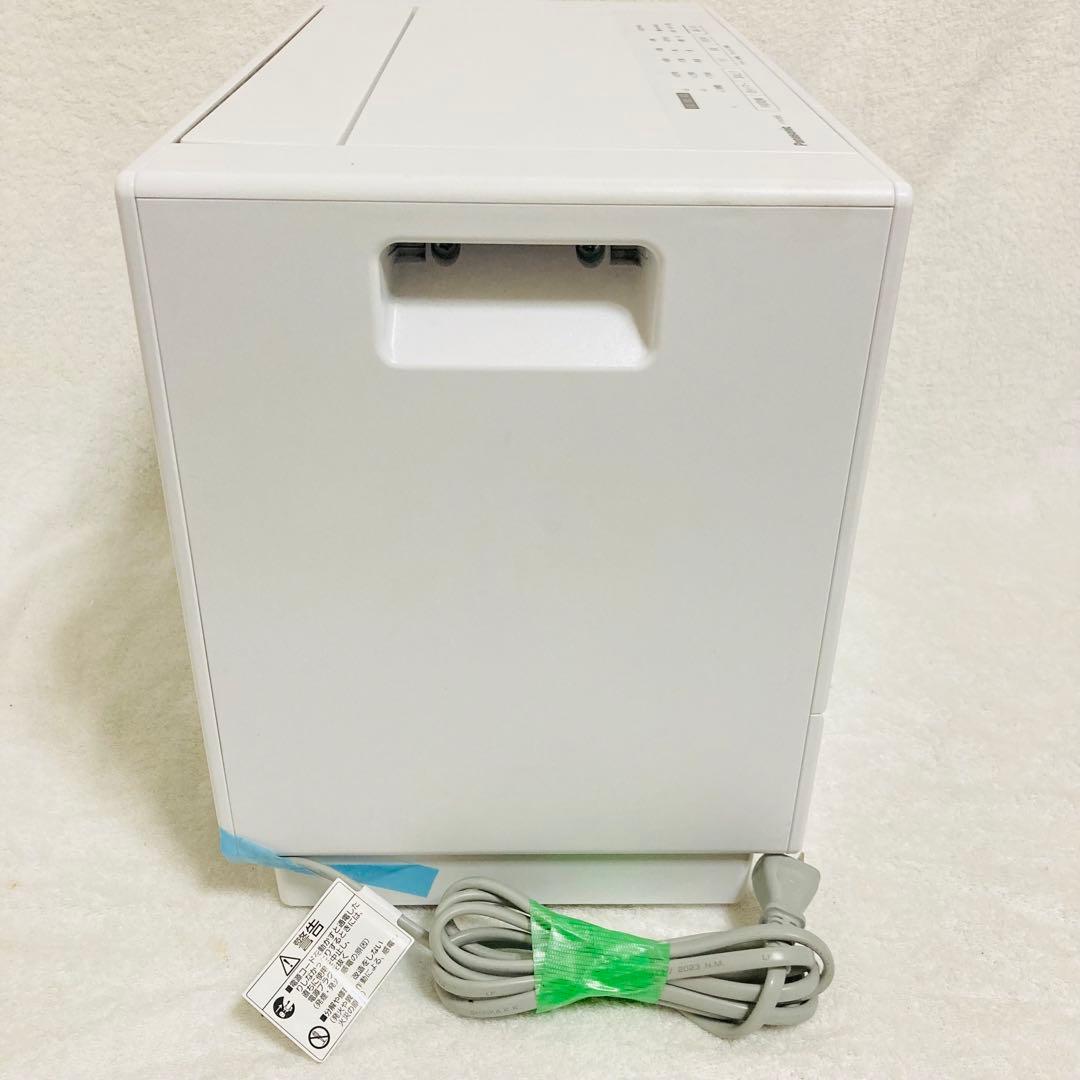 ほとんど未使用パナソニックハイブリッド衣類乾燥除湿機　F-YHX90B