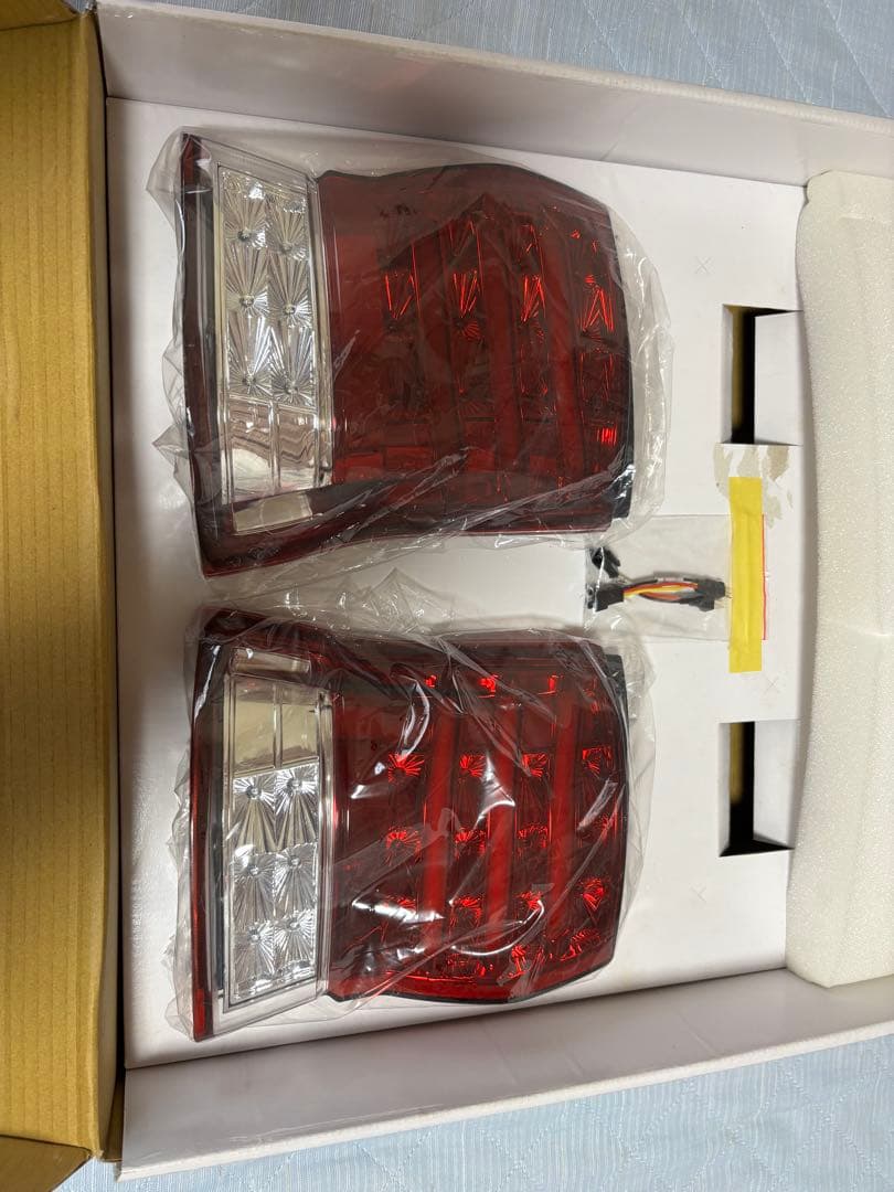 クリスタルアイタントカスタムL375S 前期、後期　LEDテール左右セット