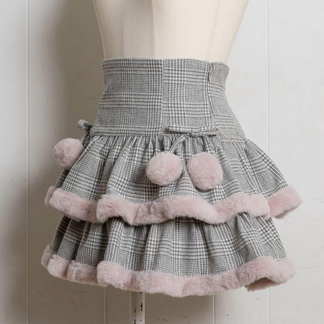 ピウム ファー付きティアードミニスカート