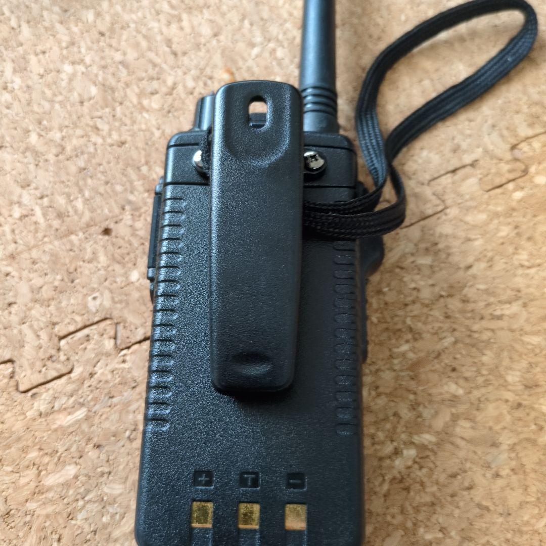 YAESU FT-65 デュアルバンドトランシーバー