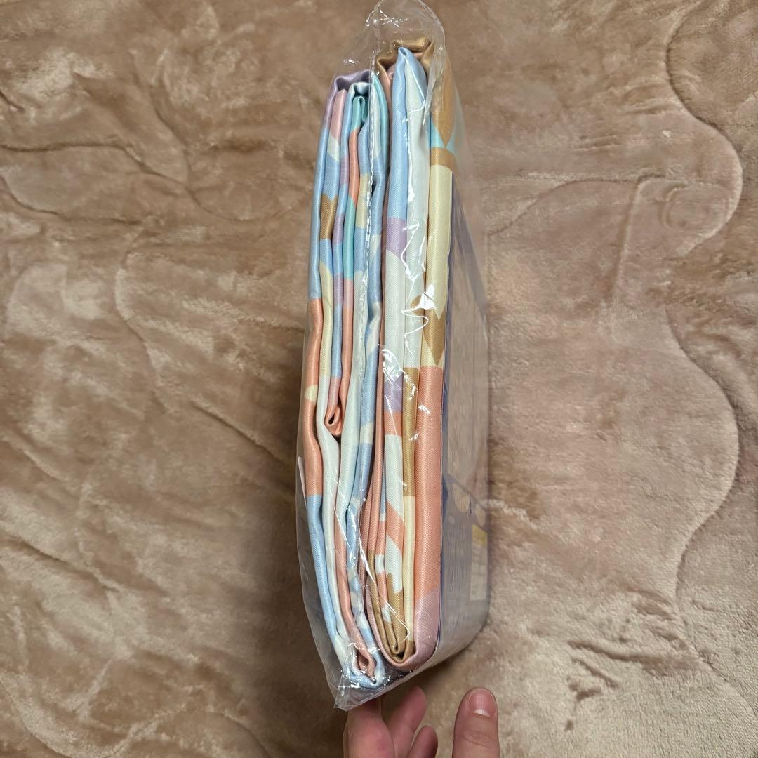 ディズニーランド　イッツ・ア・スモールワールド　カーテン　新品未使用