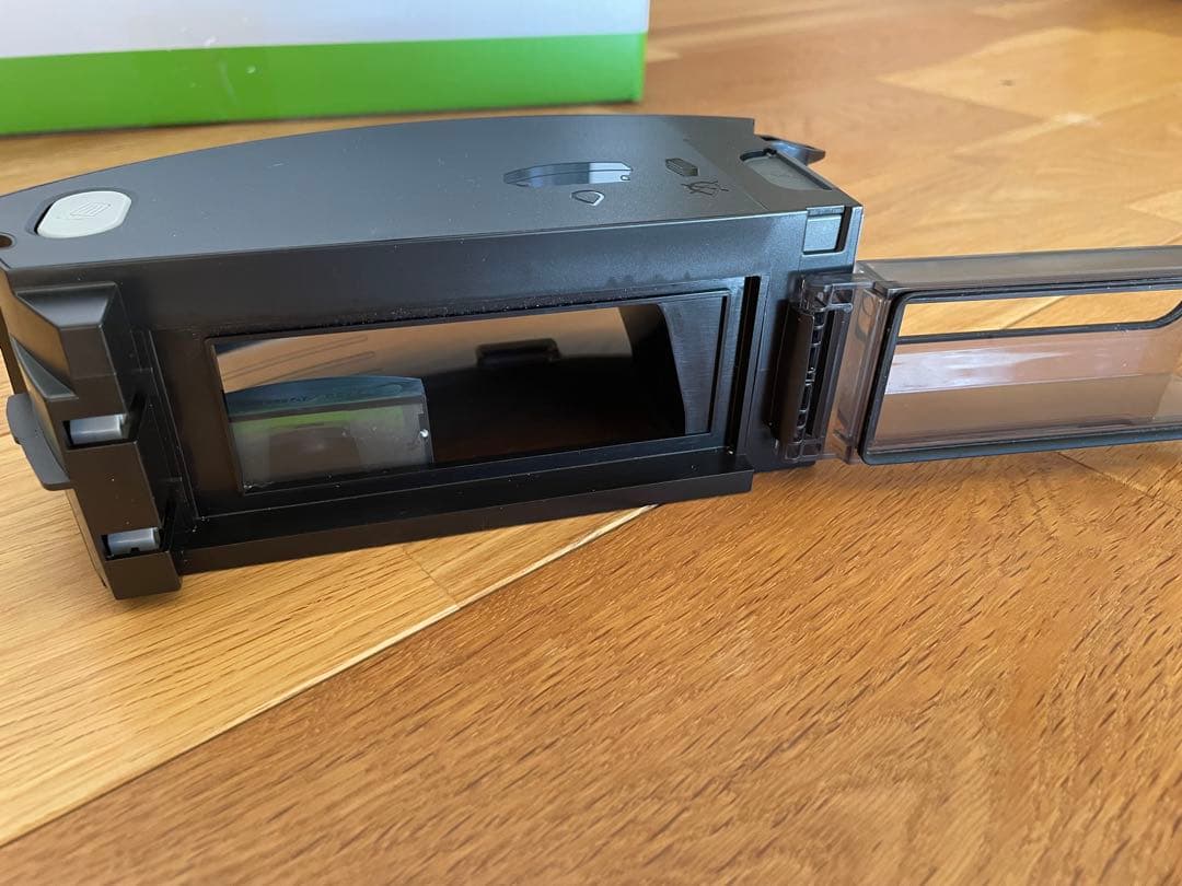 【極美品】アイロボットIRobotルンバ j7+ 掃除機 j755860