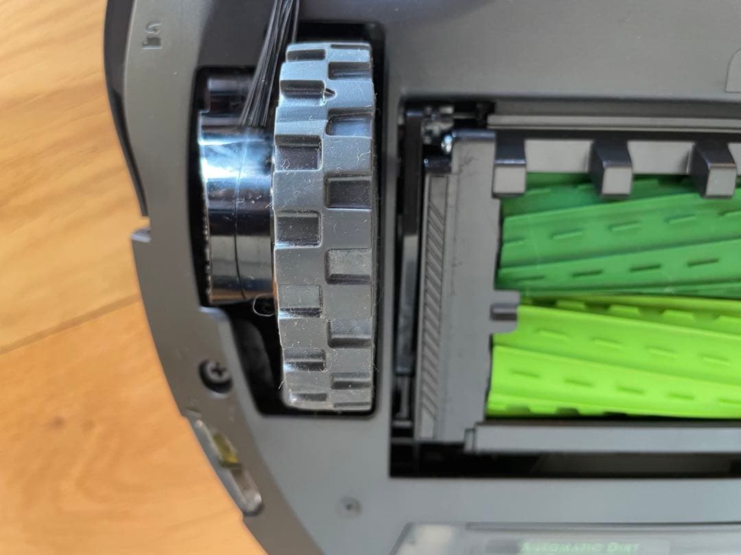 【極美品】アイロボットIRobotルンバ j7+ 掃除機 j755860