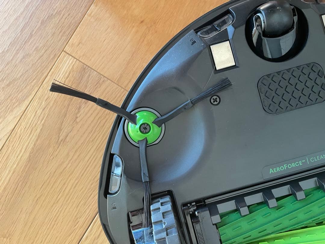 【極美品】アイロボットIRobotルンバ j7+ 掃除機 j755860