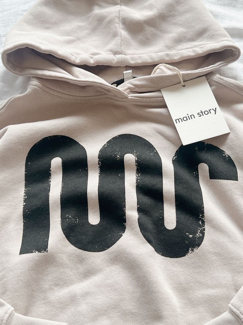 【専用】wynken 迷彩パンツ 4-5y・mainstory未使用パーカー6y