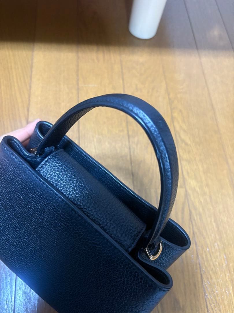 Tory Burch ブラックレザーハンドバッグ