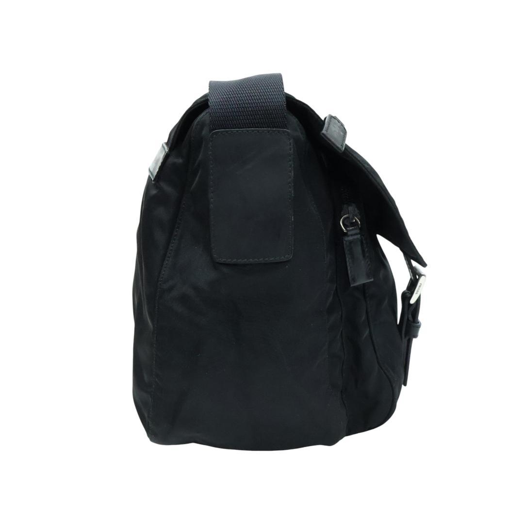 美品 PRADA プラダ ショルダーバッグ 3角プレート 白タグ ブラック