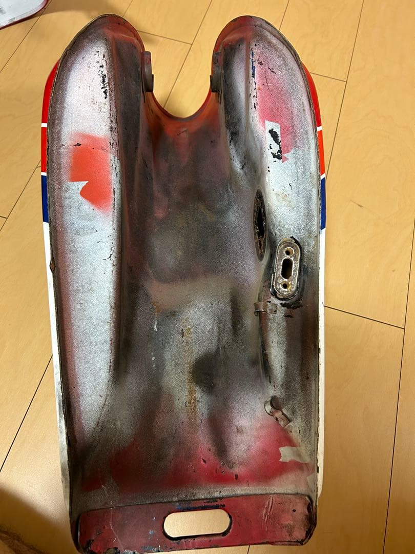 た*ー様 xj400 タンク テールカウル ジャンク品