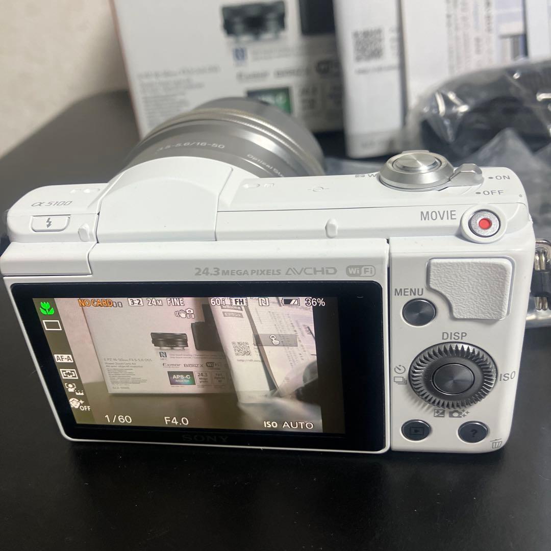 ほぼ新品 付属品完備 SONY α5100 WiFi 高性能ミラーレス一眼レフ