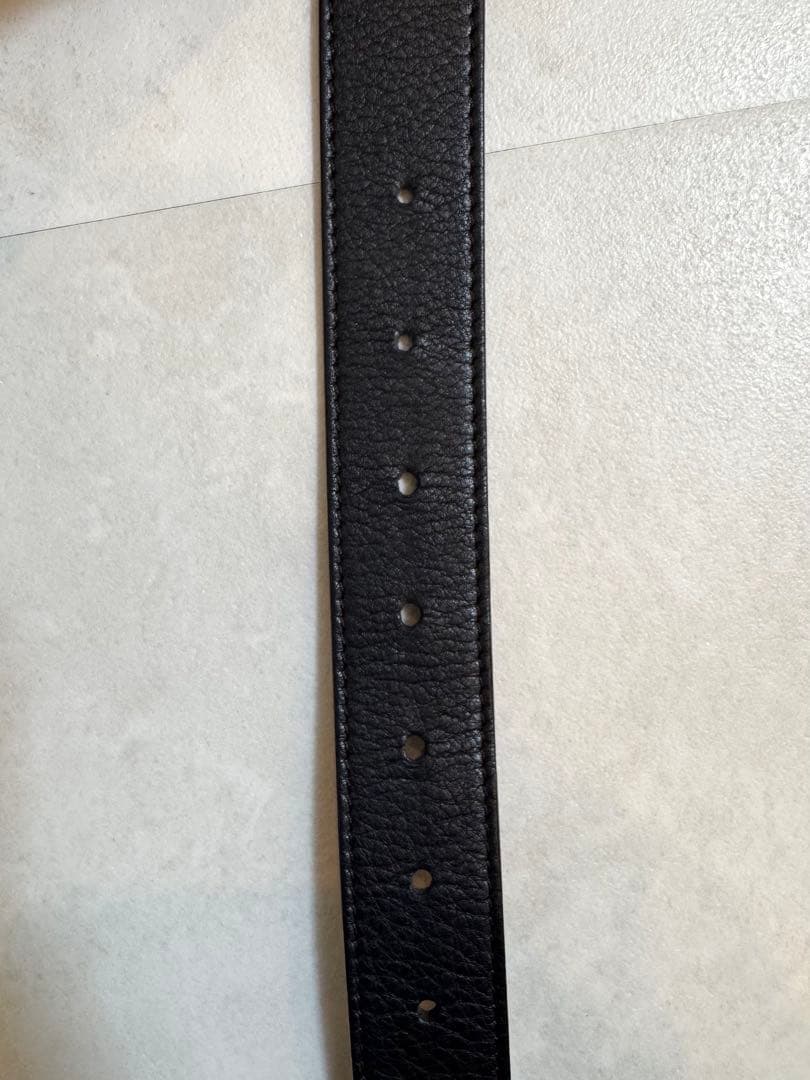 FENDI ブラックレザーベルト FFゴールド金具