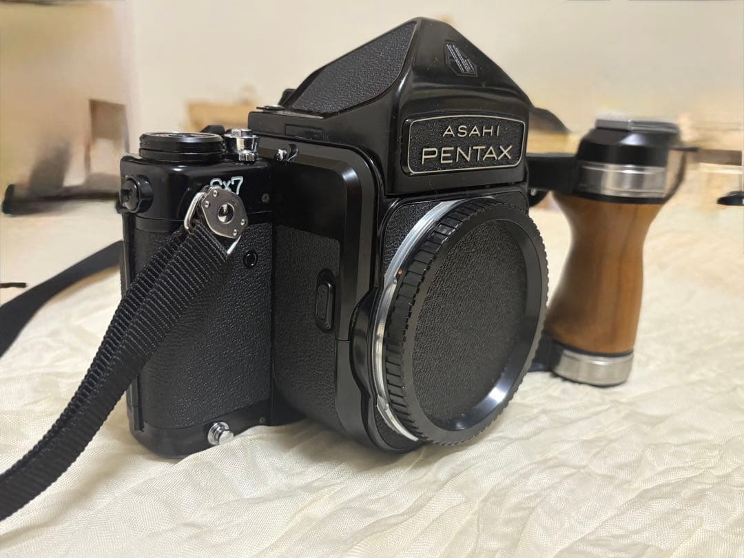 【大人気】ASAHI PENTAX 6x7 【通称バケペン】中判フィルムカメラ