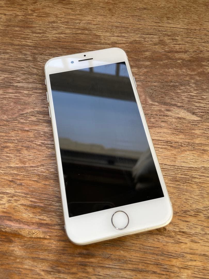 【完動品】Apple iPhone 8 256GB