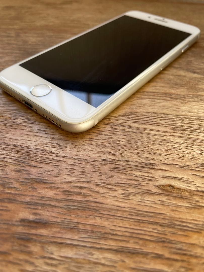 【完動品】Apple iPhone 8 256GB