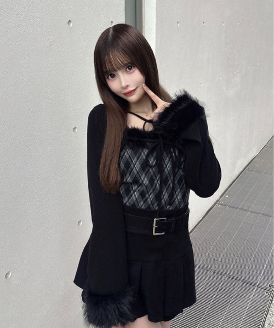 one way ファー付きボレロ風トップ