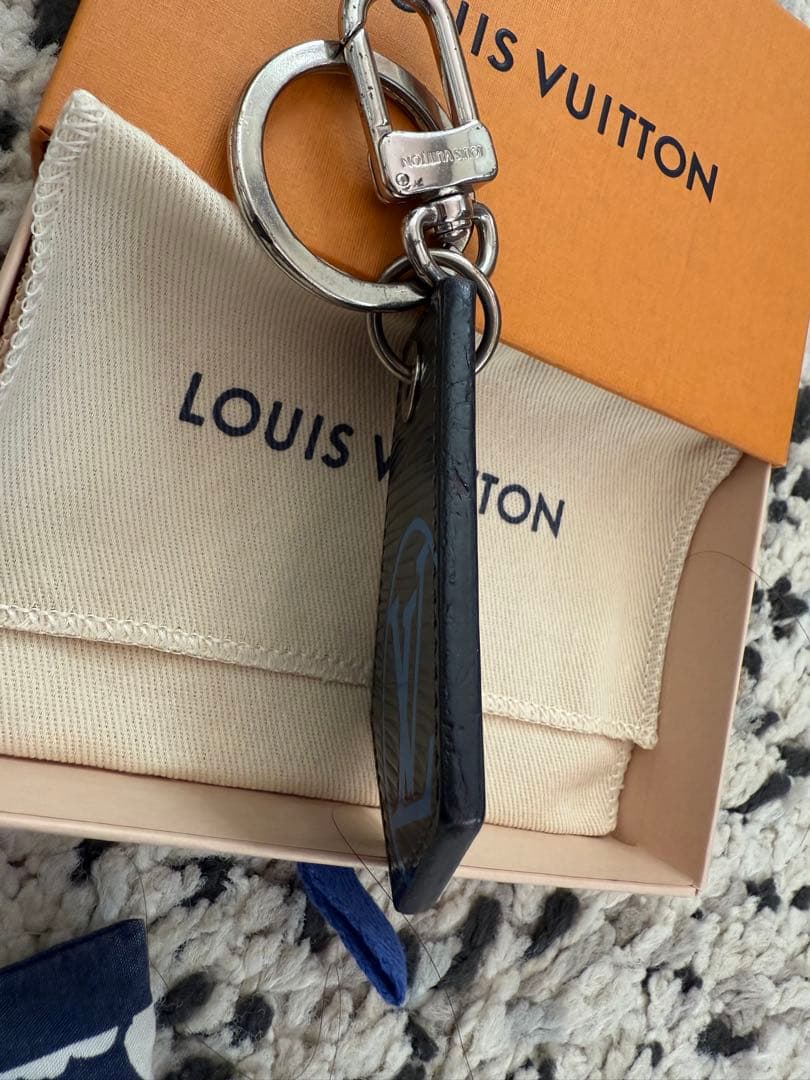 LOUIS VUITTON レザーキーホルダー アンシャッペ