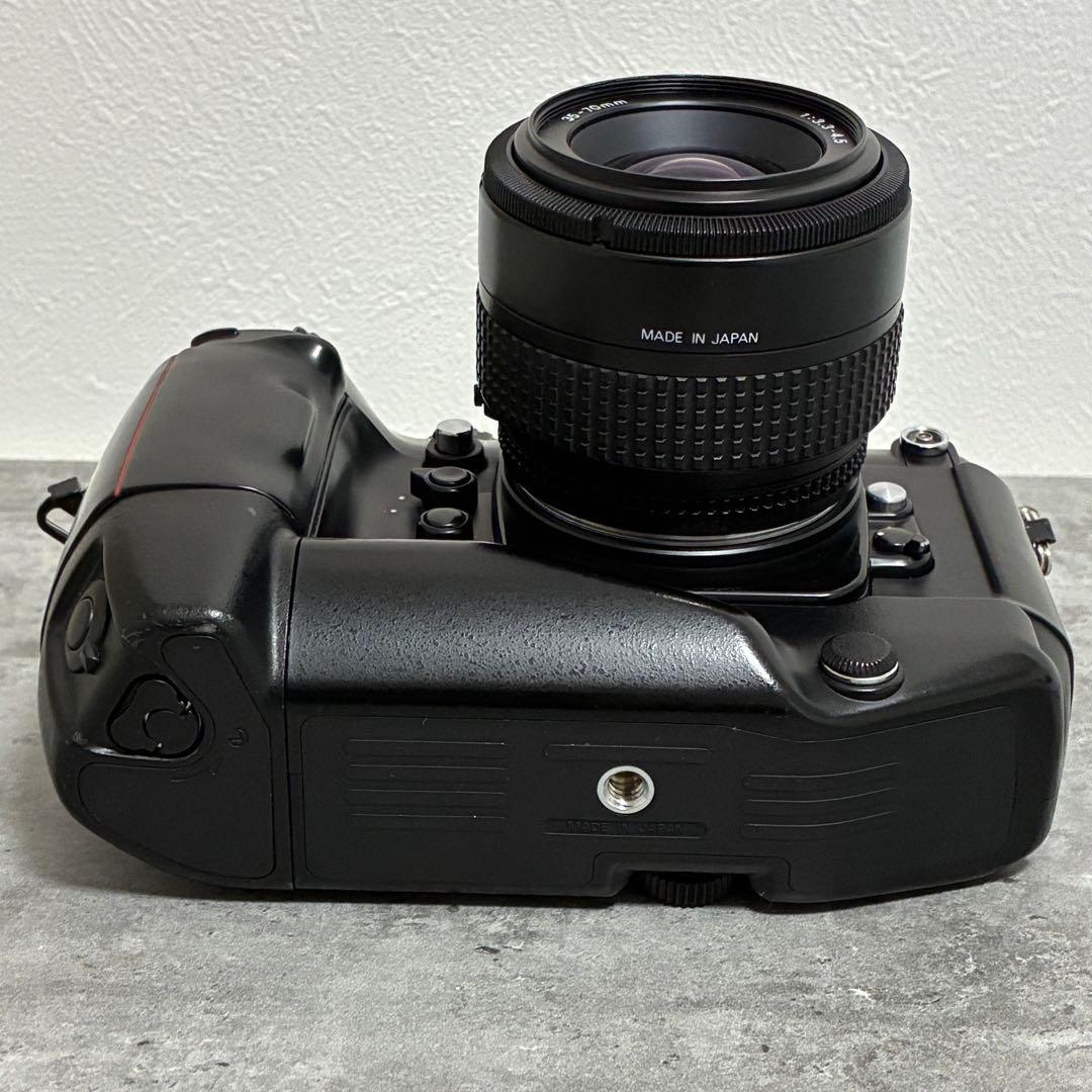 ⭐️外観美品⭐️ニコン Nikon F4S & 標準ズームレンズ 一眼フィルムカメラ