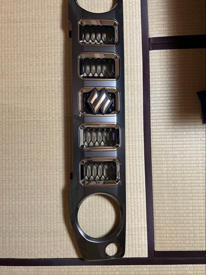 純正メッキグリル ノマド新車外し JC74