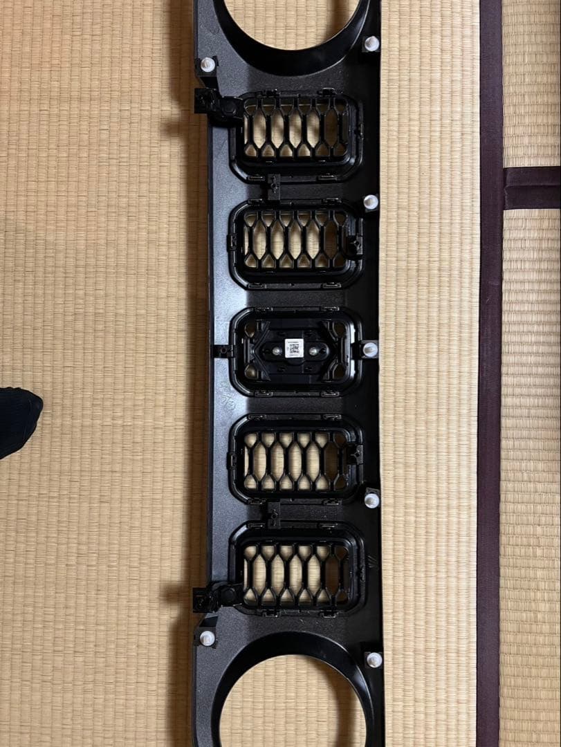 純正メッキグリル ノマド新車外し JC74