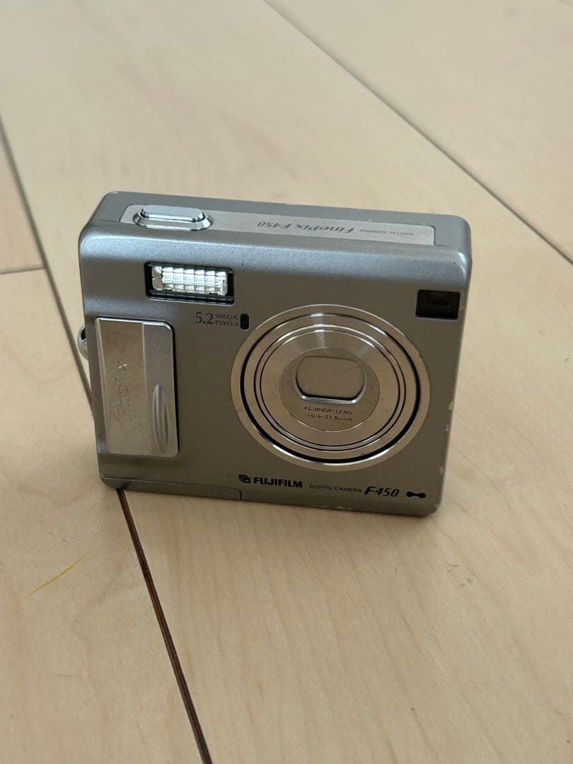 Fujifilm F450 デジタルカメラ デジカメ　中古　フジフィルム
