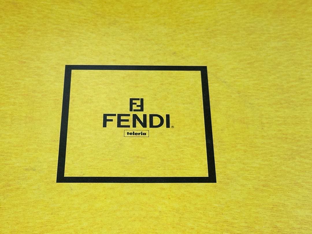 FENDI タオルケット ズッカ柄 140x200サイズ