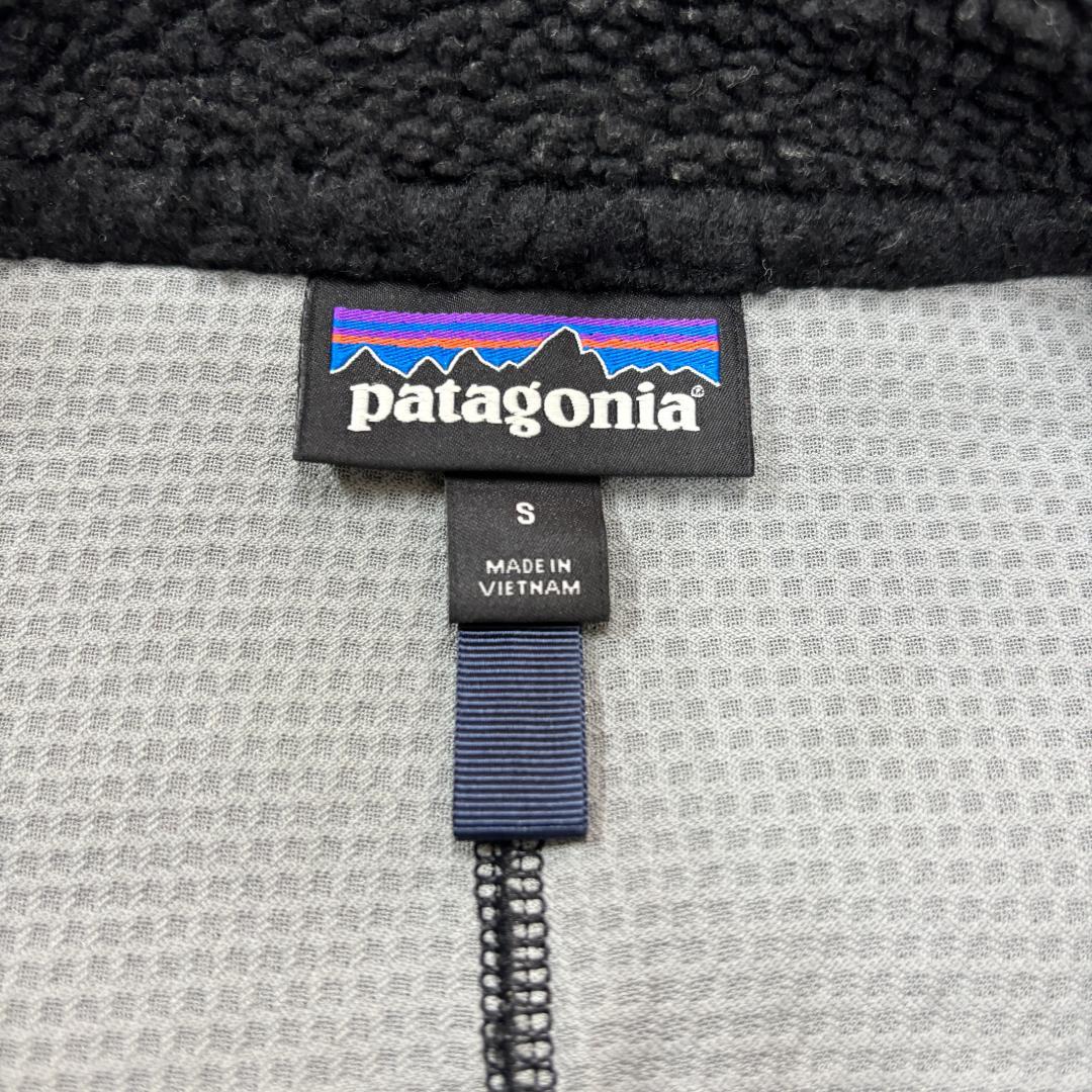 美品 パタゴニア クラシックレトロXベスト サイズS メンズ ブラック×ブルー