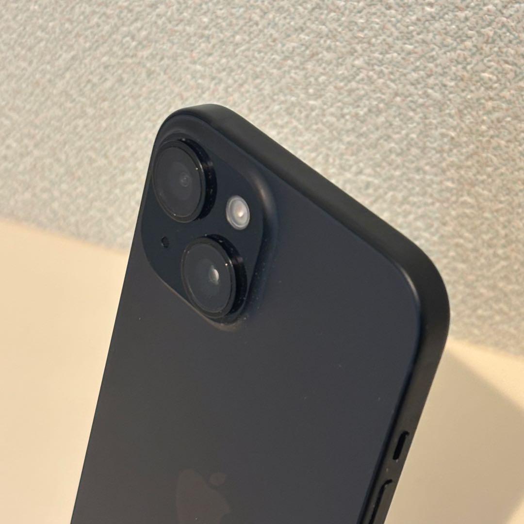 【kira】iPhone 15 128GB 本体 ブラック 97%