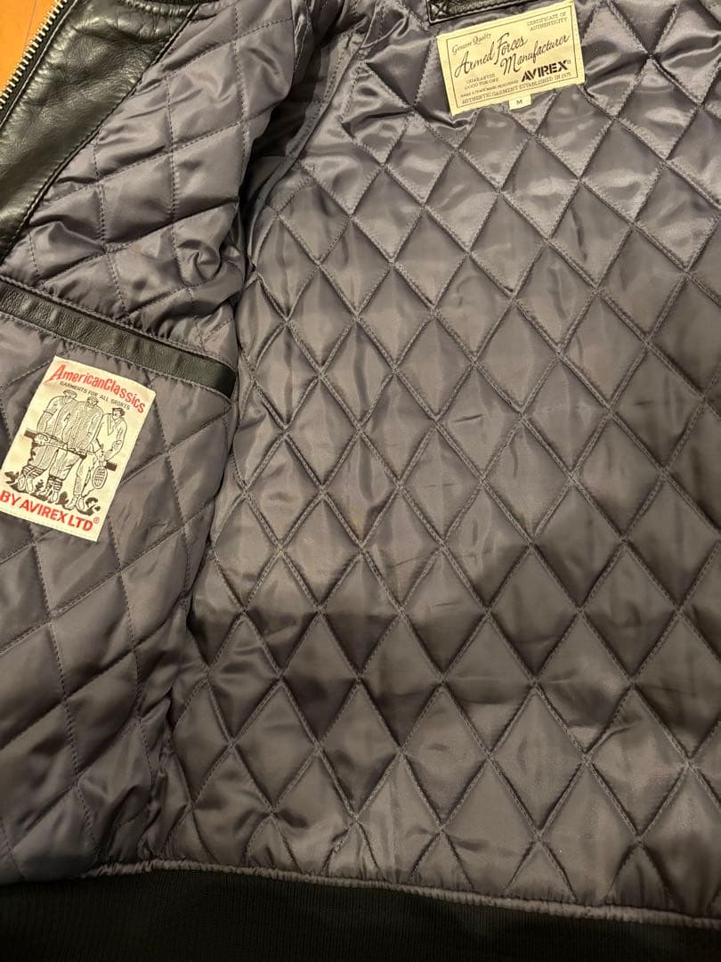 激レア Avirex レザー スタジャン M ブラック