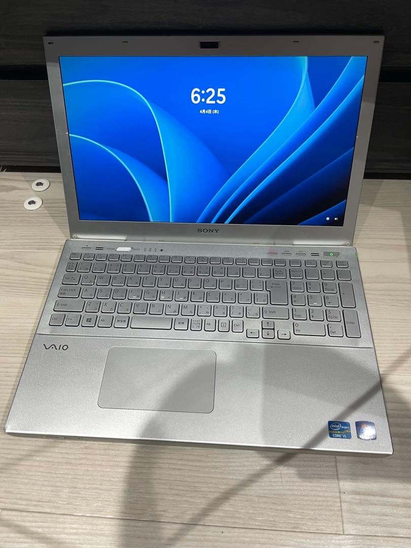 SONY VAIO ノートPC シルバー