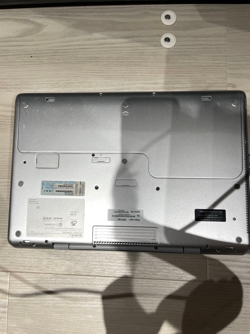 SONY VAIO ノートPC シルバー