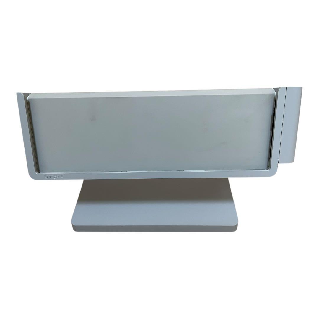 Kensington SD7000 Surface Proドッキングステーション