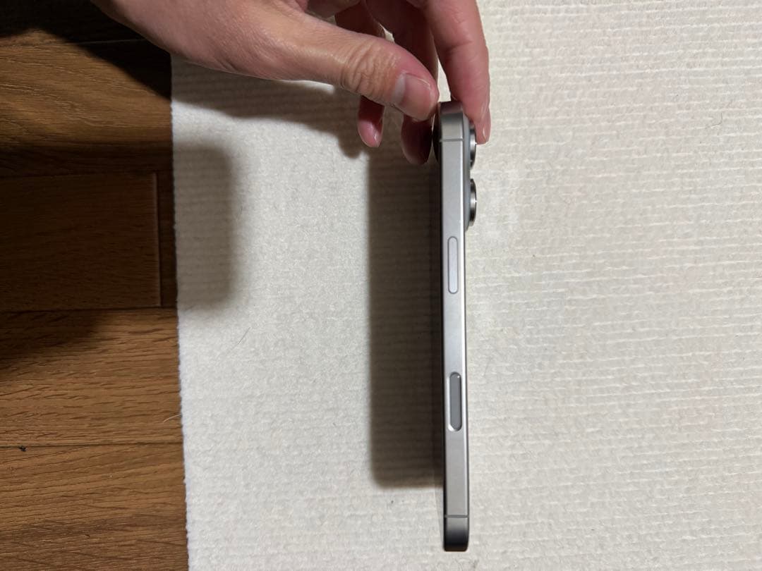 iPhone16 Pro 256GB バッテリー100% SIMフリー