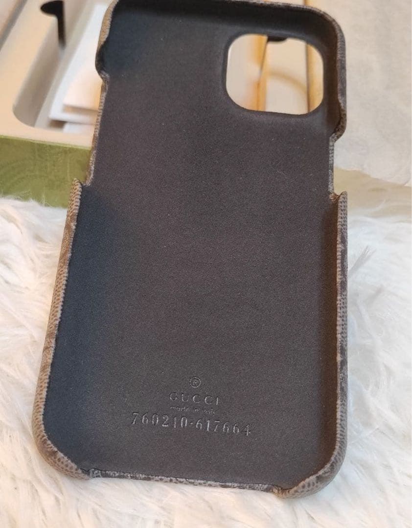 新品 GUCCI iPhone 15 ケース オフィディア アイフォンケース