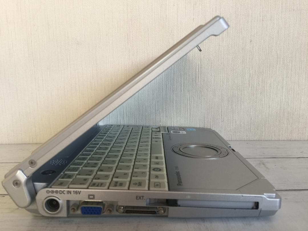 Panasonic CF-R8FW1AJR 10.4型 コンパクトノートパソコン