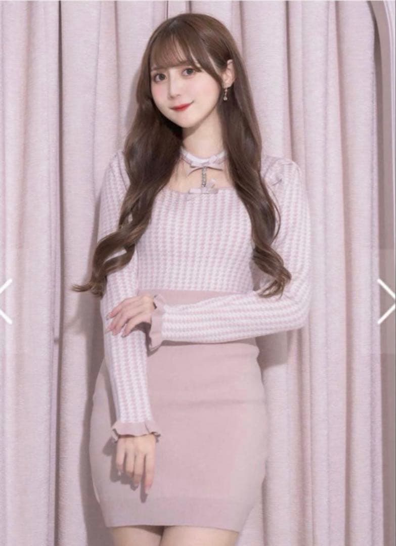 pium ピウム ビジューチョーカーニットワンピース