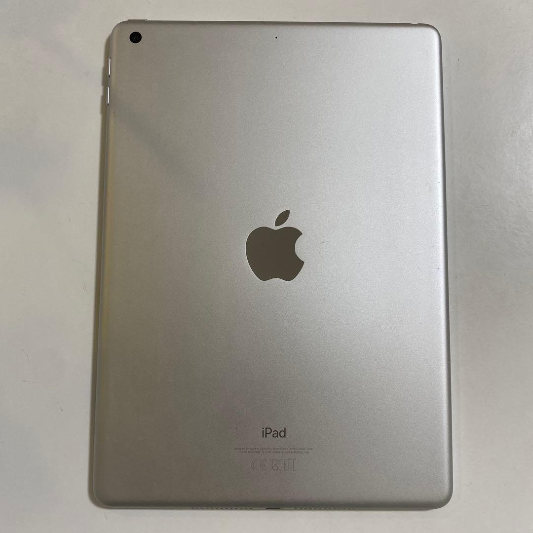 【美品】Apple iPad 第6世代 Wi-Fiモデル／128GB／シルバー
