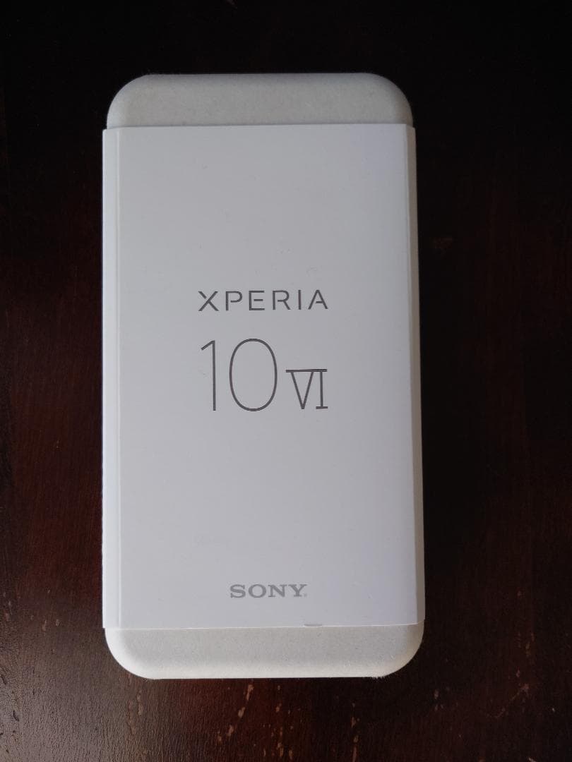 ★ほぼ新品★ Xperia 10 VI / SIMフリー / ホワイト