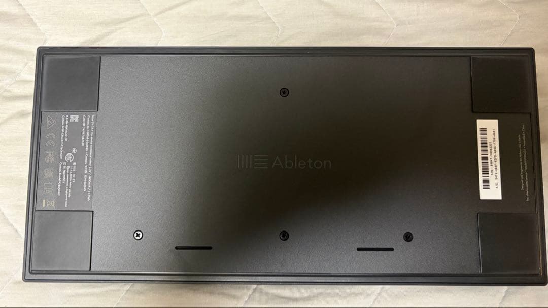 【ほぼ新品】Ableton Move