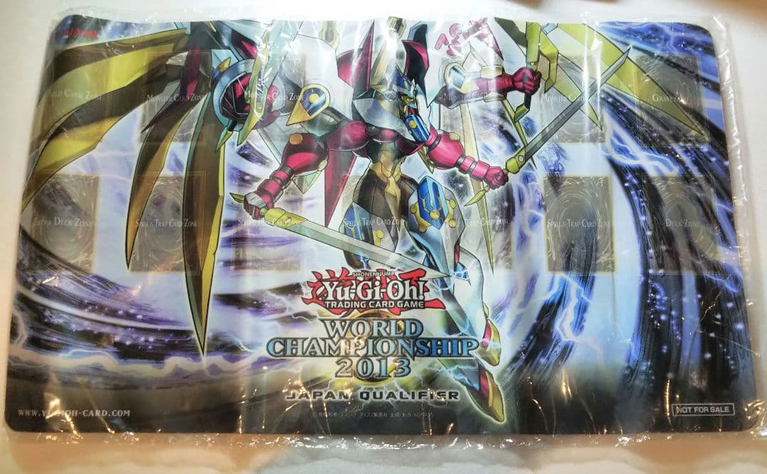 遊戯王 ＣＮｏ.３９ 希望皇ホープレイヴィクトリー wcs2013 プレイマット