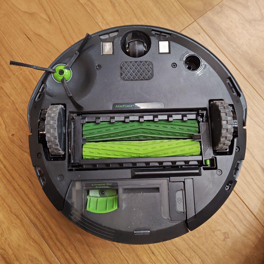 iRobot Roomba ルンバ j7+　ロボット掃除機