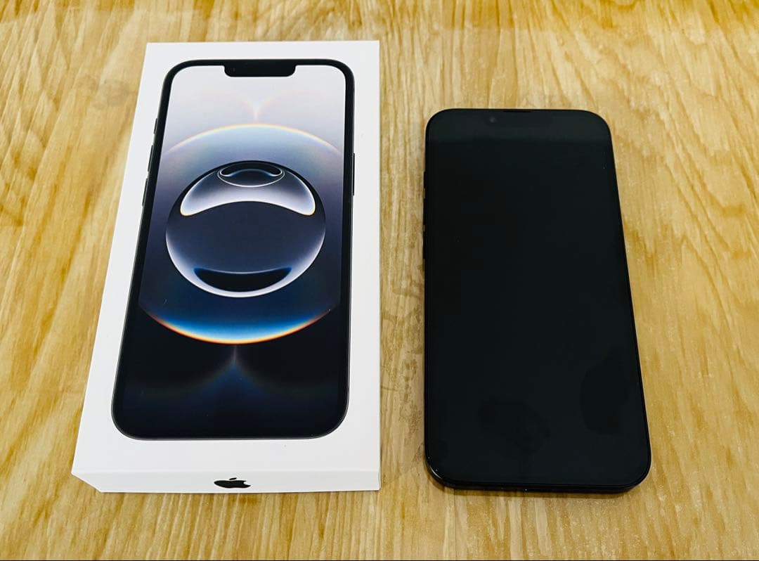 iPhone16e 256GB ブラック 付属品未使用 ケース付き